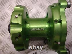 2011 KAWASAKI KX 450 F KXF 450 front Wheel hub sm pro